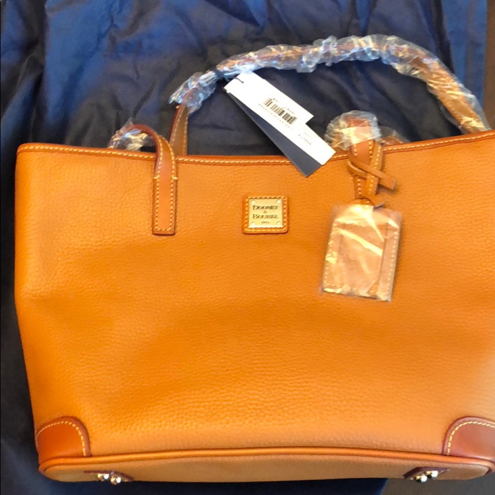 NWT Downey & Burke Purse and Wallet Camel